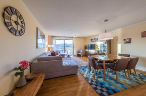Hafenidylle - Modernes 3-Zimmer-Apartment mit Balkon & Wellness an der Müritz, Waren / Müritz